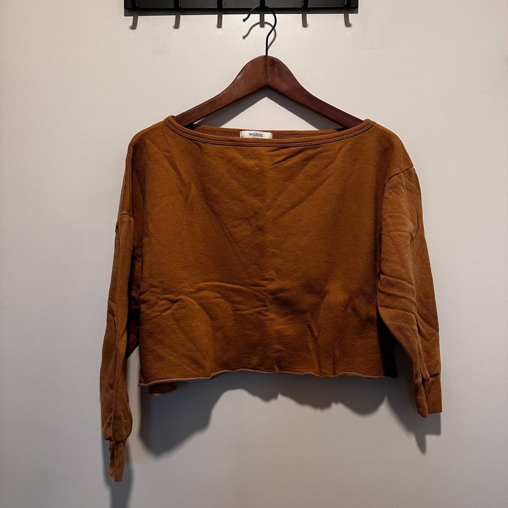 womn. cropped cross shoulder sweatshirt